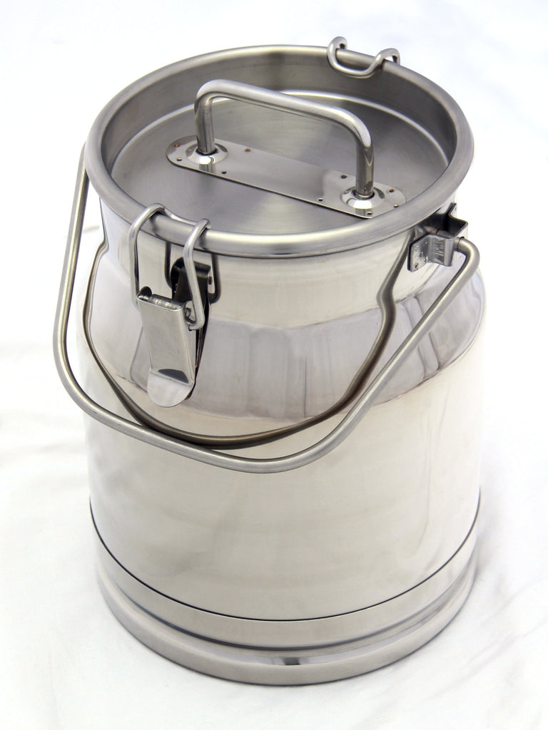http://www.shenandoahhomesteadsupply.com/cdn/shop/products/premium-stainless-steel-milk-transport-and-collection-cans-691322_1024x1024.jpg?v=1697819168